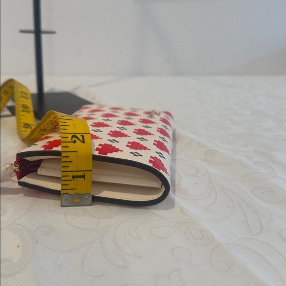 ♠️Kate spade ❤️ Zip Around Wallet - Picture 13 of 13